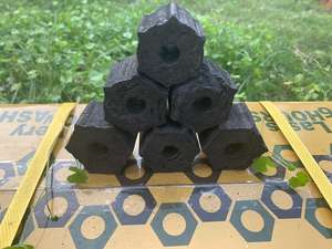 Briquettes de charbon de bois de sciure de bois dur les plus vendues pour grillades BBQ, frêne blanc, durée de combustion de 5 à 6 heures, 91,3 % de carbone fixe - Product Image 6