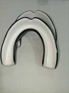 ที่ครอบฟันแบบเจล Somo สำหรับกีฬามวยและการป้องกัน บรรจุภัณฑ์แบบกำหนดเอง - Product Image 4