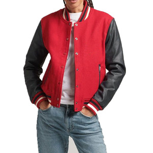 Chaqueta Universitaria Roja con Mangas de PU Negras, Cierre de Botones, Puños a Rayas, Corte Regular, Estilo Preppy, Prenda de Otoño Unisex - Product Image 1