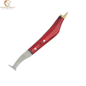 Juego de 3 Cuchillos para Pezuñas de Acero Inoxidable con Mango de Madera de Fácil Agarre, Herramienta Veterinaria para Recortar Pezuñas, Reutilizable y Duradera - Product Image 5