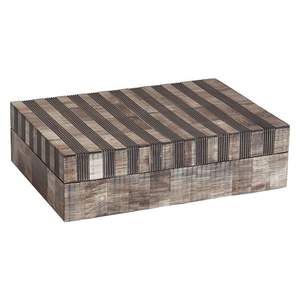 Boîtes à bijoux en résine et bois MDF de la collection nuptiale avec serrure robuste et rembourrage en velours doux pour la sécurité des bijoux de mariage - Product Image 6