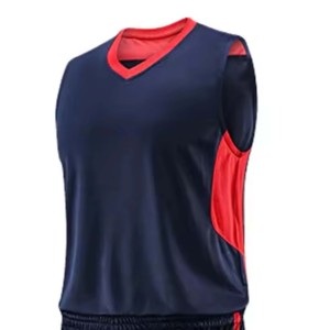 Ensemble de maillot de basket-ball pour homme personnalisé sublimé, col en V, manches courtes, débardeur, short en polyester/coton, évacuation de l'humidité, séchage rapide - Product Image 4