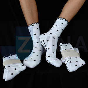 <b>Custom</b> Anti-slip <b>Grip</b> Women Ankle <b>Socks</b> Spandex/Polyester/Cotton Dots Jacquard Pattern Breathable Spring Daily Wear Thick Cuff - Product Image 3