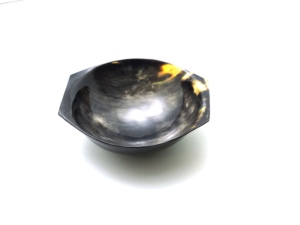 Cuenco decorativo de cuerno de búfalo auténtico, cuenco para servir, cuenco para ensalada, diseño de gran venta a muy buen precio al por mayor - Product Image 4