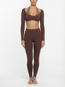 Conjunto de Ropa Deportiva para Gimnasio con Bordes Florales y Logotipo Personalizado, Conjunto de Yoga para Mujer, Top Halter de Manga Larga, Traje de Yoga para Entrenamiento al Aire Libre - Product Image 5