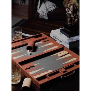 Jeu de Backgammon en Cuir PU Personnalisé avec Logo en Relief, Étui de Transport, Jeu de Société Pliant de Qualité Tournoi, Vente en Gros - Product Image 2