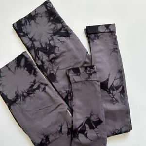 Leggings d'hiver décontractés pour femmes de haute qualité, tailles personnalisées, taille mi-haute, respirants et antibactériens, en polyester/coton, fabriqués au Pakistan - Product Image 1