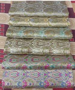 Tissu textile en brocart de soie Jamawar - Product Image 3