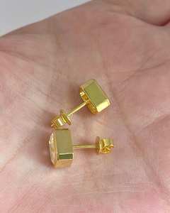 Pendientes de Moissanita con Corte Esmeralda y Engaste de Bisel, Oro Amarillo de 14K, Forma Rectangular Clásica, Regalo de Aniversario para Ella, Joyería Personalizada - Product Image 6