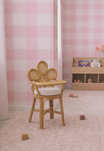 Chaise haute en rotin naturel tressé vintage pour poupées, avec coussin d'assise pour l'alimentation, idéale pour maison de poupées et jouets de nurserie - Product Image 6