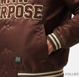 Chaqueta Bomber de Satén con Cuello Redondo para Hombre, Chaqueta Bomber de Satén con Bordado Chenille, Chaqueta Varsity de Satén Estilo Urbano para Hombre - Product Image 6