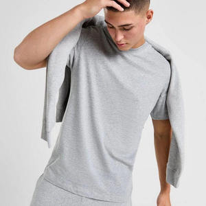 Servicio OEM, Venta al por Mayor de Ropa Deportiva, Camisetas Grises para Hombre de Talla Grande y Estilo Moderno con Nuestras Camisetas Deportivas de Alta Calidad para Hombre - Product Image 1