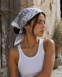 Bandana en coton blanc pour hommes et femmes, foulard unisexe à motif paisley pour le streetwear quotidien, les voyages, les festivals et les usages quotidiens ! - Product Image 3