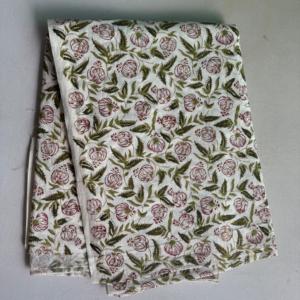 Tela de Algodón Puro para Vestidos de Mujer y Niña, Estampado Floral Hecho a Mano, Tela para Ropa India al por Mayor - Product Image 4