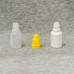 3–20ml White PP <b>Plastic</b> Cylinder Bottle with Secure Screw <b>Cap</b> for Cosmetic Applications - Product Image 1
