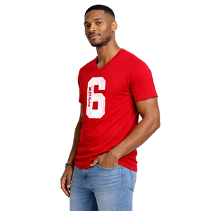 T-shirt col en V Kappa Alpha Psi numéro 6 rouge, vêtement de fraternité grecque avec motif audacieux, confort premium et coupe élégante - Product Image 3