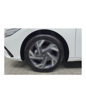 Hyundai Avante 2024, 1.6, 2.815 km, Asientos de Cuero, Cámara Trasera, Volante a la Izquierda - Product Image 5