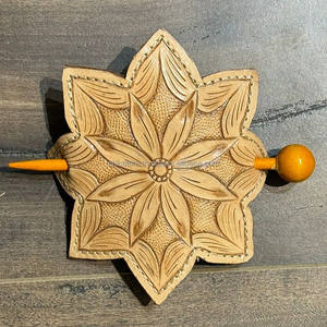 Épingle à cheveux en cuir de vachette usinée à la main de meilleure qualité pour accessoires de cheveux floraux en cuir véritable pour femmes Barrette avec bâton en bois - Product Image 2