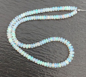 Perles Rondelles Facettées en Opale Éthiopienne AAA+ Éclatante, Perles d'Opale Éthiopienne, Perles d'Opale Blanches Éthiopiennes en Rondelle - Product Image 1