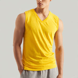 เสื้อกล้ามผู้ชาย Regal Three ระบายอากาศ แห้งเร็ว ป้องกันรังสียูวี ทรงเข้ารูป เหมาะสำหรับออกกำลังกาย ผลิตจากโพลีเอสเตอร์/คอตตอน คอวี - Product Image 1