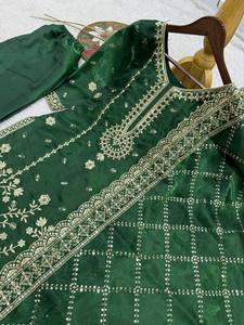 Ensemble de salwar kameez de luxe festif avec broderie en soie GMY et sequins, style moderne, toutes saisons - Product Image 6