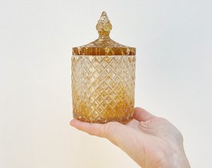 Ensemble de plateaux à bijoux en résine dorée avec couvercle et bol, forme de fleur, plateau de service décoratif, décoration d'intérieur, artisanat artistique - Product Image 5