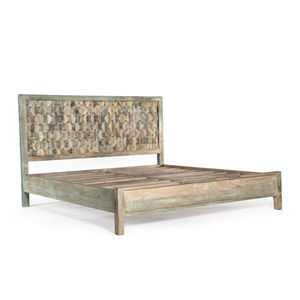 Lit plateforme king size en bois de manguier massif rustique avec tête de lit récupérée, meubles de chambre à coucher géométriques faits à la main - Product Image 5