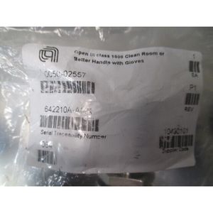 AMAT 0050-02557 FUJIKIN 316L-P, REV P1, VÁLVULA - Equipo y Piezas de Semiconductores de Confianza de Marca Global - Product Image 1
