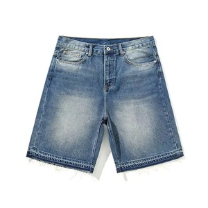 Shorts en jean tricotés pour hommes, coupe droite, taille mi-haute, en coton délavé, style streetwear décontracté d'été - Product Image 1