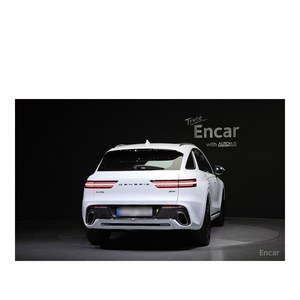 Genesis GV70 2024 2.5T Gasolina AWD 33,800 km Automático Volante a la Izquierda Asientos de Cuero Cámara Trasera Modelo 2024 - Product Image 4