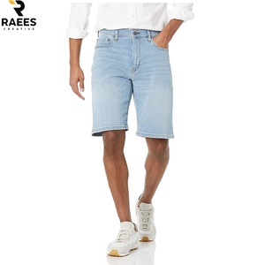 Shorts en jean vintage délavés pour hommes avec strass en forme de croix, coupe ample, style gothique streetwear, vente en gros - Product Image 3