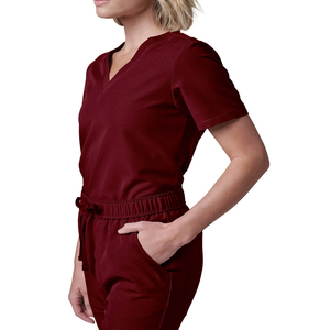 Conjunto de Uniforme Médico para Mujer, Color Granate, Algodón y Poliéster, Pantalones con Bolsillo para Estetoscopio - Product Image 5