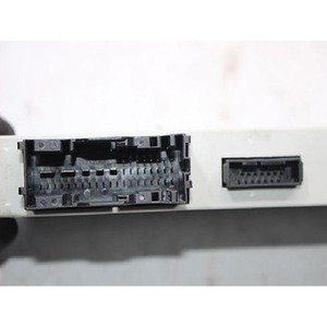 ECU และโมดูลคอมพิวเตอร์มือสองสำหรับรถยนต์ซีรีส์ 3 รุ่น 61356943791 - Product Image 5