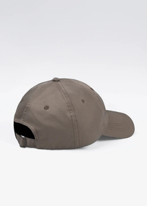Casquette de baseball imperméable tendance 2026 pour l'équitation, avec sangle réglable, design élégant, pour activités équestres en extérieur - Product Image 3
