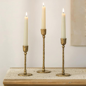 Ensemble de 3 chandeliers dorés pour bougies coniques, en fer, style vintage, en laiton doré - Product Image 3