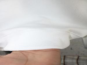 Sweat-shirt à col montant WAKE WHITE 100% coton, broderie appliquée bordeaux, col large, fils fins - Product Image 6