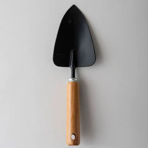 Ensemble d'outils de jardinage en acier inoxydable de qualité supérieure avec poignée en bois, comprenant une truelle, une fourche et un râteau, pour la plantation à domicile - Product Image 1