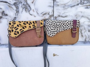 Bolso de Hombro Cruzado de Piel con Estampado de Leopardo Estilo Occidental para Mujer, el Más Vendido y Elegante - Product Image 5