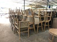Chaises de salle à manger en teck massif, vente en gros directe usine, export en vrac, OEM ODM, chaise d'appoint de cuisine empilable en bois pour importateurs