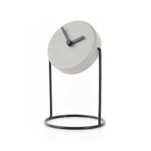 Horloge de bureau au design moderne, silencieuse, sans tic-tac, décoration d'intérieur, horloge de table - Product Image 1