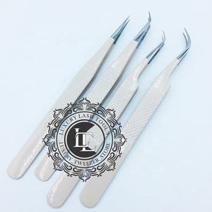 Pince à cils en acier inoxydable de qualité supérieure revêtement en poudre nue pince à épiler à pointe d'argent testée à la main marque privée - Product Image 2