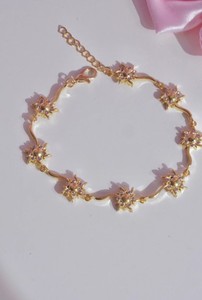 Bracelet Charmant en Argent Sterling Plaqué Or Soleil avec Zircon Cubique, Bijou Délicat pour Tous les Jours, Cadeau Idéal pour Fête et Anniversaire pour Femme - Product Image 4