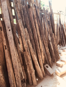 Ensemble de deux tabourets de bar en bois rustique et industriel, chaises hautes à structure métallique, design vintage style ferme pour cuisine, salle à manger, pubs - Product Image 5