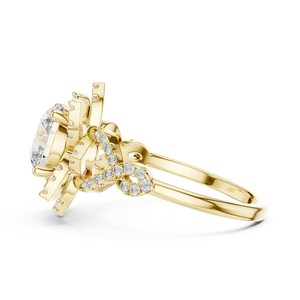 Bague en or jaune 18 carats avec diamant de laboratoire taille brillant rond, bijou de luxe pour femme, idéale pour les fiançailles et les soirées. - Product Image 3