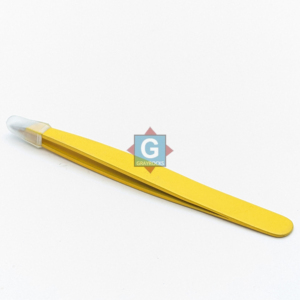 Pinzas de Precisión para Pestañas de Acero Inoxidable Amarillo con Punta Inclinada Suave para Depilación de Cejas - Product Image 4