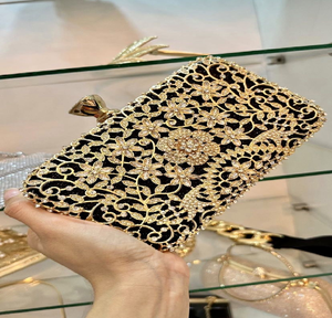 Pochette dorée audacieuse incrustée de pierres précieuses ambre surdimensionnées pour un look haute couture. Chic, disponible à prix de gros. - Product Image 2