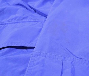 Chaqueta cortavientos vintage morada para exteriores, abrigo de moda, transpirable, de secado rápido, tipo anorak para verano. - Product Image 4