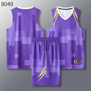 เสื้อบาสเก็ตบอลผู้หญิงแบบปรับแต่งได้ 100% โพลีเอสเตอร์ ระบายอากาศได้ดี เหมาะสำหรับการฝึกซ้อมและเป็นชุดทีมบาสเก็ตบอล - Product Image 6
