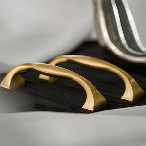 Poignée de porte de qualité export 100% garantie, au design tendance, en métal artisanal, fabriquée à la main, en vente par des exportateurs indiens - Product Image 3