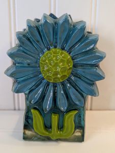 Modern resin Wire Triangular Napkin Holder For Dining Table Kitchen Home Decor Office Restaurant Stylish <b>Tissue</b> Paper Stand - Product Image 5